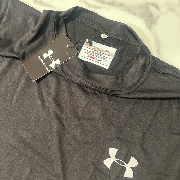 Under Armour Replica Heatgear Tshirt - Picture 4 of 4